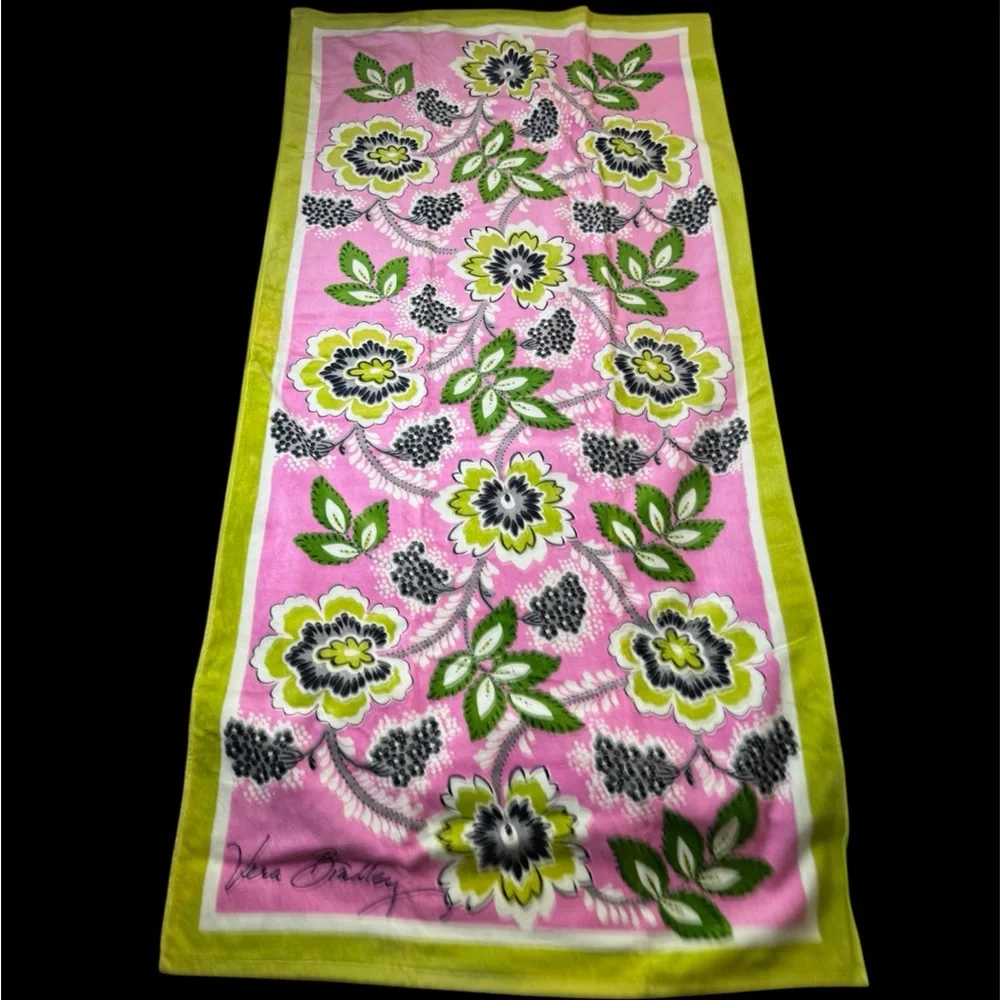 NWT Vera Bradley Priscilla Pink Beach Towel Retired Pattern